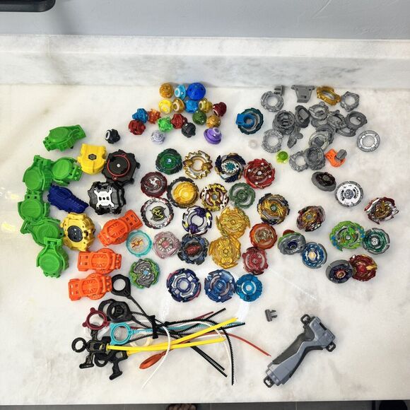 Beyblade Lot - Metal & Plastic - Mixed Lot with Launchers & Burst Series - Picture 1 of 15
